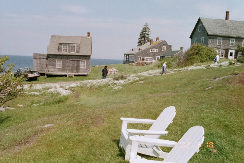 chairs at the island inn_1